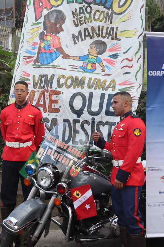 Vereadora Tânia Bastos reforça compromisso com inclusão durante Caminhada do Autismo na Ilha do Governador - Foto 109