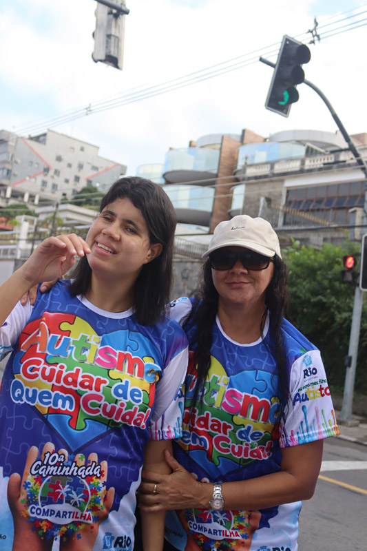 Vereadora Tânia Bastos reforça compromisso com inclusão durante Caminhada do Autismo na Ilha do Governador - Foto 111