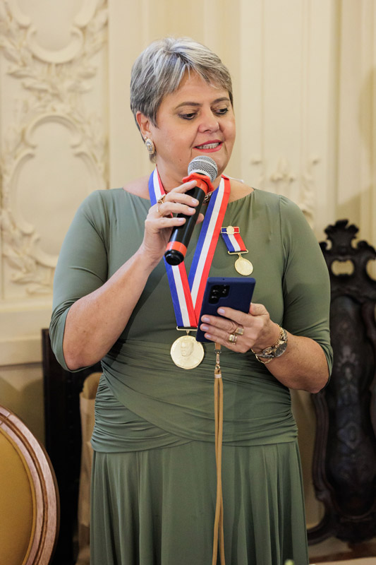 Entrega da Medalha Pedro Ernesto à Sra. Kárin Emmerich - Fotos: Cicero Rodrigues/CMRJ - Ascom Tânia Bastos - Foto 16