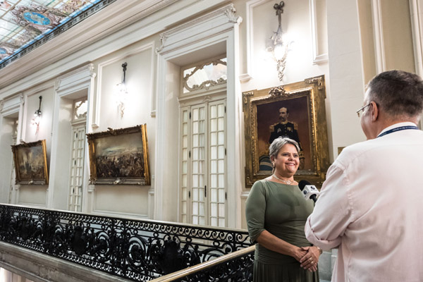 Entrega da Medalha Pedro Ernesto à Sra. Kárin Emmerich - Fotos: Cicero Rodrigues/CMRJ - Ascom Tânia Bastos - Foto 35