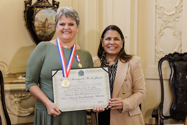 Entrega da Medalha Pedro Ernesto à Sra. Kárin Emmerich - Fotos: Cicero Rodrigues/CMRJ - Ascom Tânia Bastos