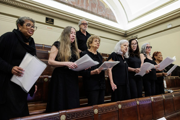 Entrega do título de cidadão honorário do Mun. do RJ ao Sr. Hazenclever Cançado - Cicero Rodrigues/CMRJ / Ascom Ver. Tânia Bastos - Foto 22