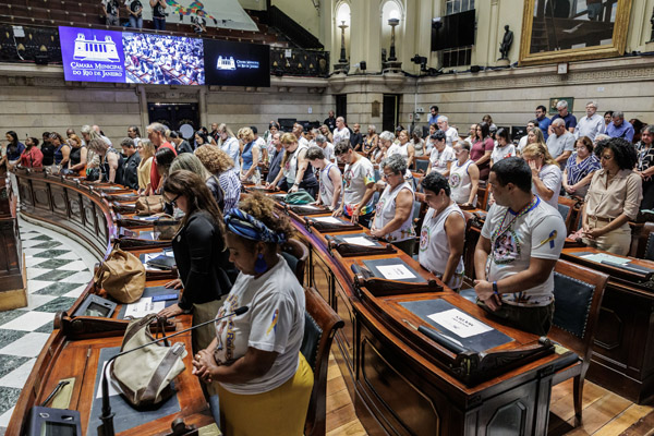Entrega de moções à personalidades que atuam na militância de pessoa com transtorno de espectro autista - Fotos: Cicero Rodrigues/CMRJ e Ascom Tânia Bastos - Foto 88