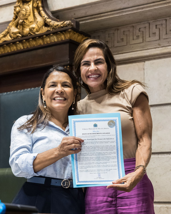 Entrega de moções à personalidades que atuam na militância de pessoa com transtorno de espectro autista - Fotos: Cicero Rodrigues/CMRJ e Ascom Tânia Bastos - Foto 98