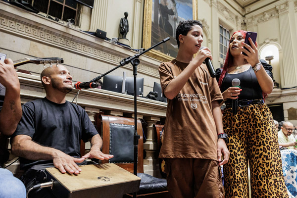 Entrega de moções à personalidades que atuam na militância de pessoa com transtorno de espectro autista - Fotos: Cicero Rodrigues/CMRJ e Ascom Tânia Bastos - Foto 119