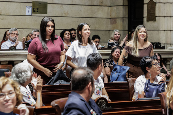 Entrega de moções à personalidades que atuam na militância de pessoa com transtorno de espectro autista - Fotos: Cicero Rodrigues/CMRJ e Ascom Tânia Bastos - Foto 134