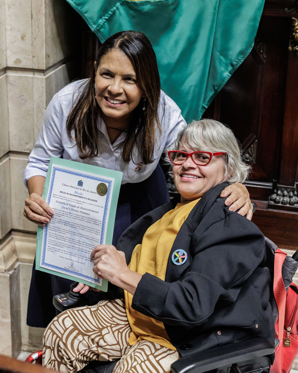 Entrega de moções à personalidades que atuam na militância de pessoa com transtorno de espectro autista - Fotos: Cicero Rodrigues/CMRJ e Ascom Tânia Bastos - Foto 137