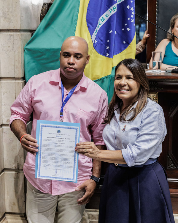 Entrega de moções à personalidades que atuam na militância de pessoa com transtorno de espectro autista - Fotos: Cicero Rodrigues/CMRJ e Ascom Tânia Bastos - Foto 140