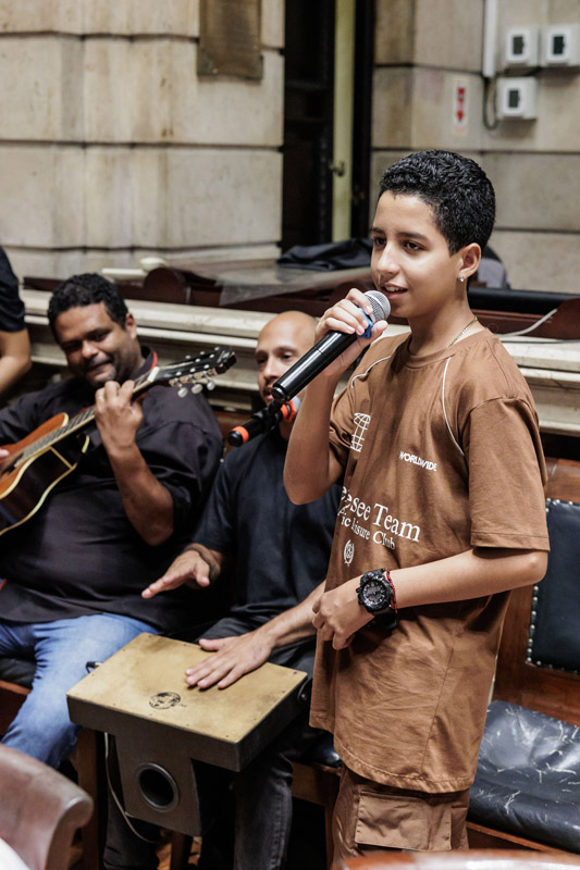 Entrega de moções à personalidades que atuam na militância de pessoa com transtorno de espectro autista - Fotos: Cicero Rodrigues/CMRJ e Ascom Tânia Bastos - Foto 144