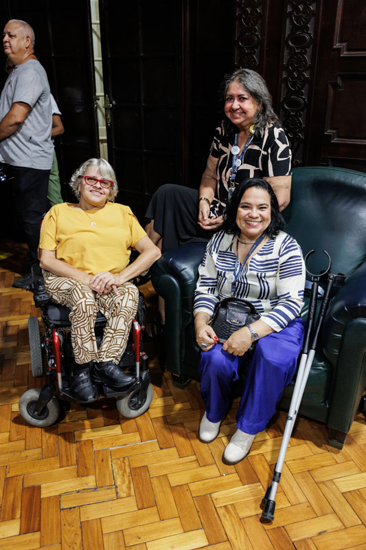 Entrega de moções à personalidades que atuam na militância de pessoa com transtorno de espectro autista - Fotos: Cicero Rodrigues/CMRJ e Ascom Tânia Bastos - Foto 147