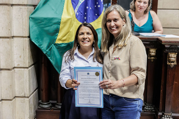 Entrega de moções à personalidades que atuam na militância de pessoa com transtorno de espectro autista - Fotos: Cicero Rodrigues/CMRJ e Ascom Tânia Bastos - Foto 155
