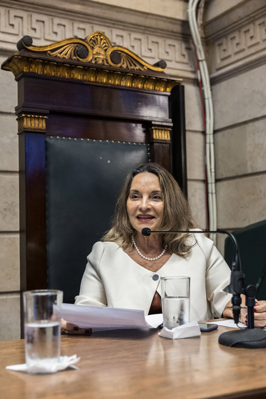 Entrega da Medalha Chiquinha Gonzaga à Sra. Mariana de Souza Nogueira - Fotos: Cicero Rodrigues/CMRJ - Ascom Vereadora - Foto 7