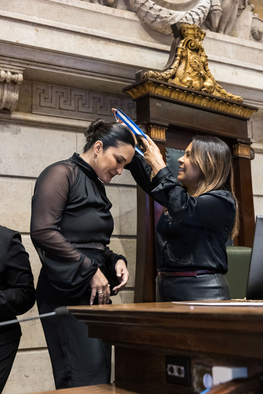 Entrega da Medalha Chiquinha Gonzaga à Sra. Mariana de Souza Nogueira - Fotos: Cicero Rodrigues/CMRJ - Ascom Vereadora - Foto 11