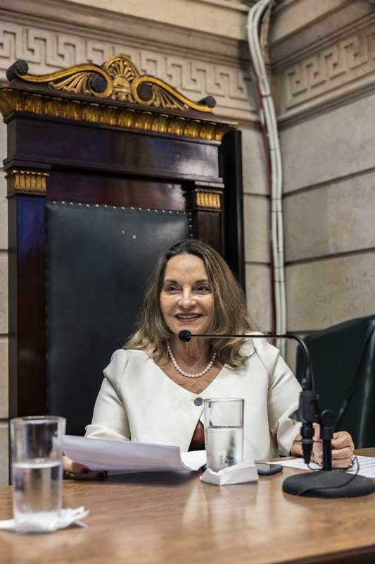 Entrega da Medalha Chiquinha Gonzaga à Sra. Mariana de Souza Nogueira - Fotos: Cicero Rodrigues/CMRJ - Ascom Vereadora - Foto 12