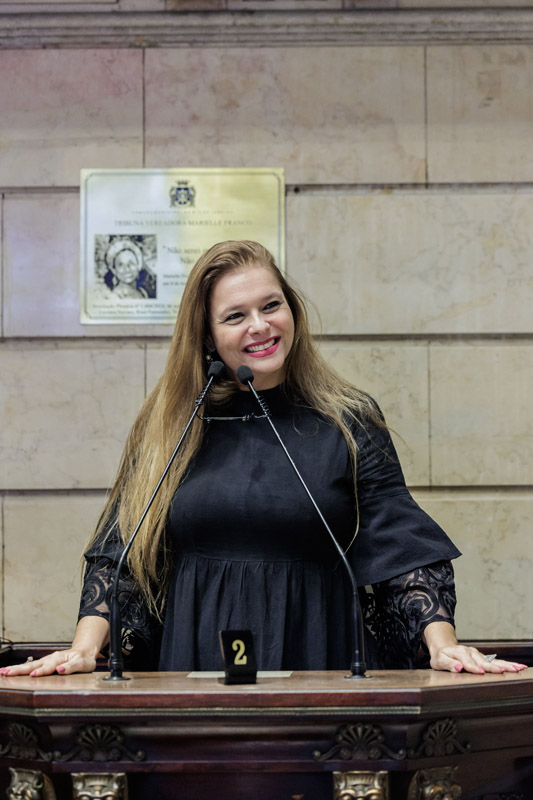 Entrega da Medalha Chiquinha Gonzaga à Sra. Mariana de Souza Nogueira - Fotos: Cicero Rodrigues/CMRJ - Ascom Vereadora - Foto 33