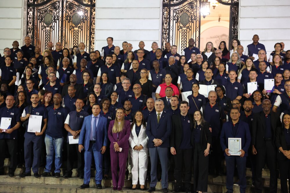 Solenidade em homenagem ao Grupo de Evangelização da Igreja Universal , com a entrega de moções / Fotos: Guilherme Nery e João Bernardo/CMRJ :: Equipe Tânia Bastos - Foto 85